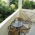 Marija With Private Parking شقة *