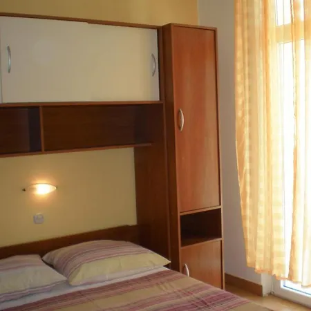 Apartment Marija With Private Parking