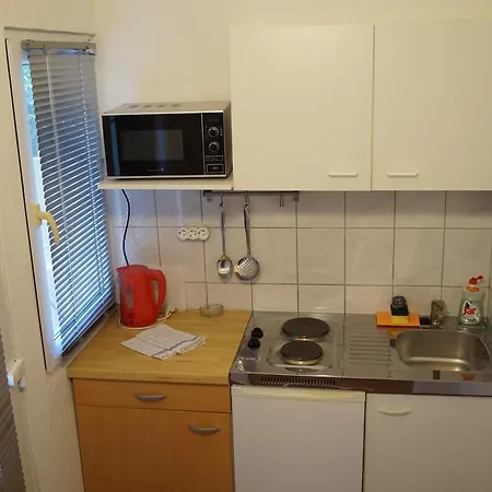 Marija With Private Parking Apartamento