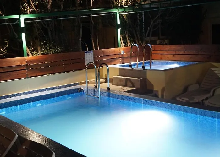 Marija With Private Parking *