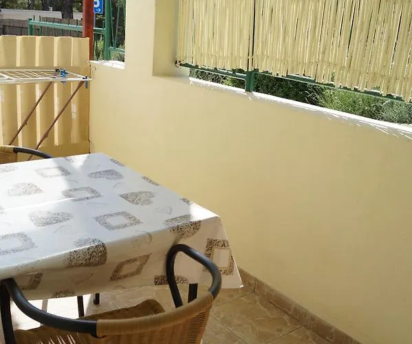 Appartement Marija With Private Parking Makarska