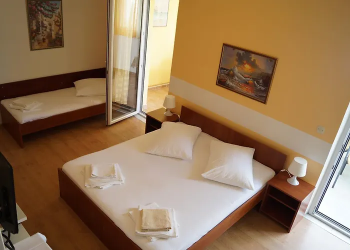 Marija With Private Parking Appartement *