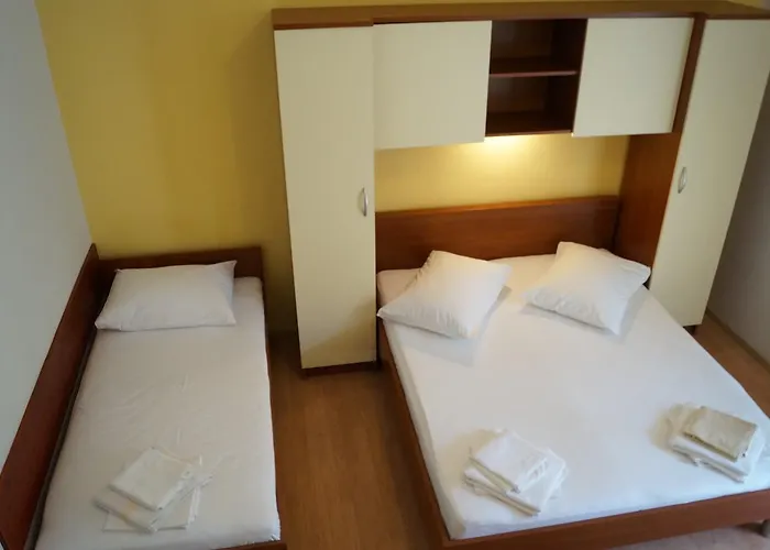 Marija With Private Parking Appartement *