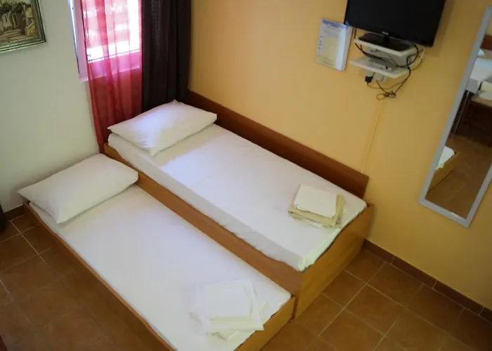 Marija With Private Parking