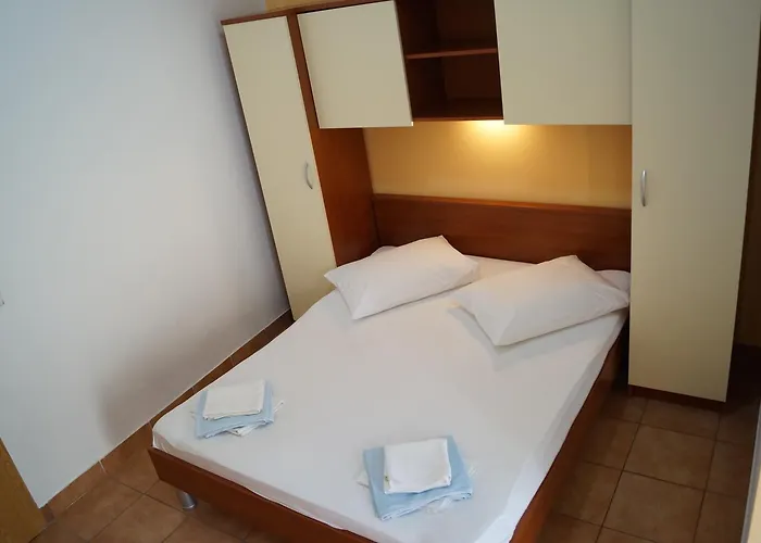 Marija With Private Parking Apartament